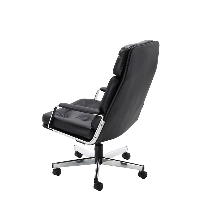 Sales discussion chair